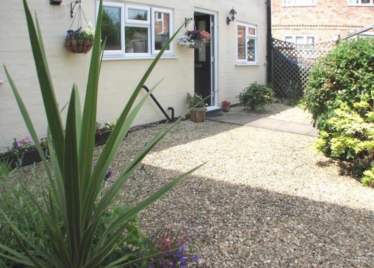فيلا 9 Bromleys Court تشيرش ستريتون المظهر الخارجي الصورة
